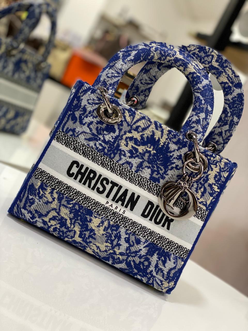 Dior