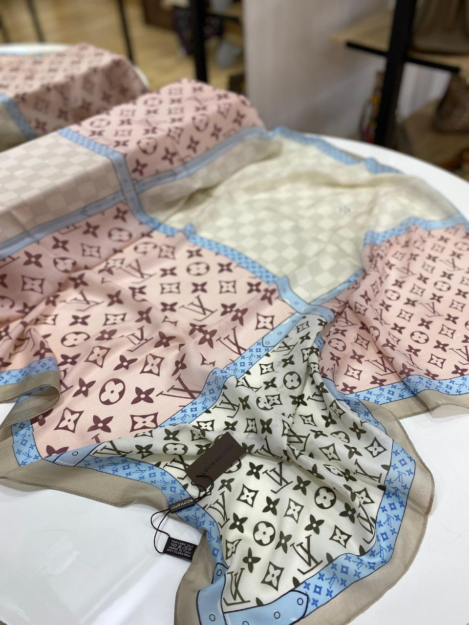 SCARF LV