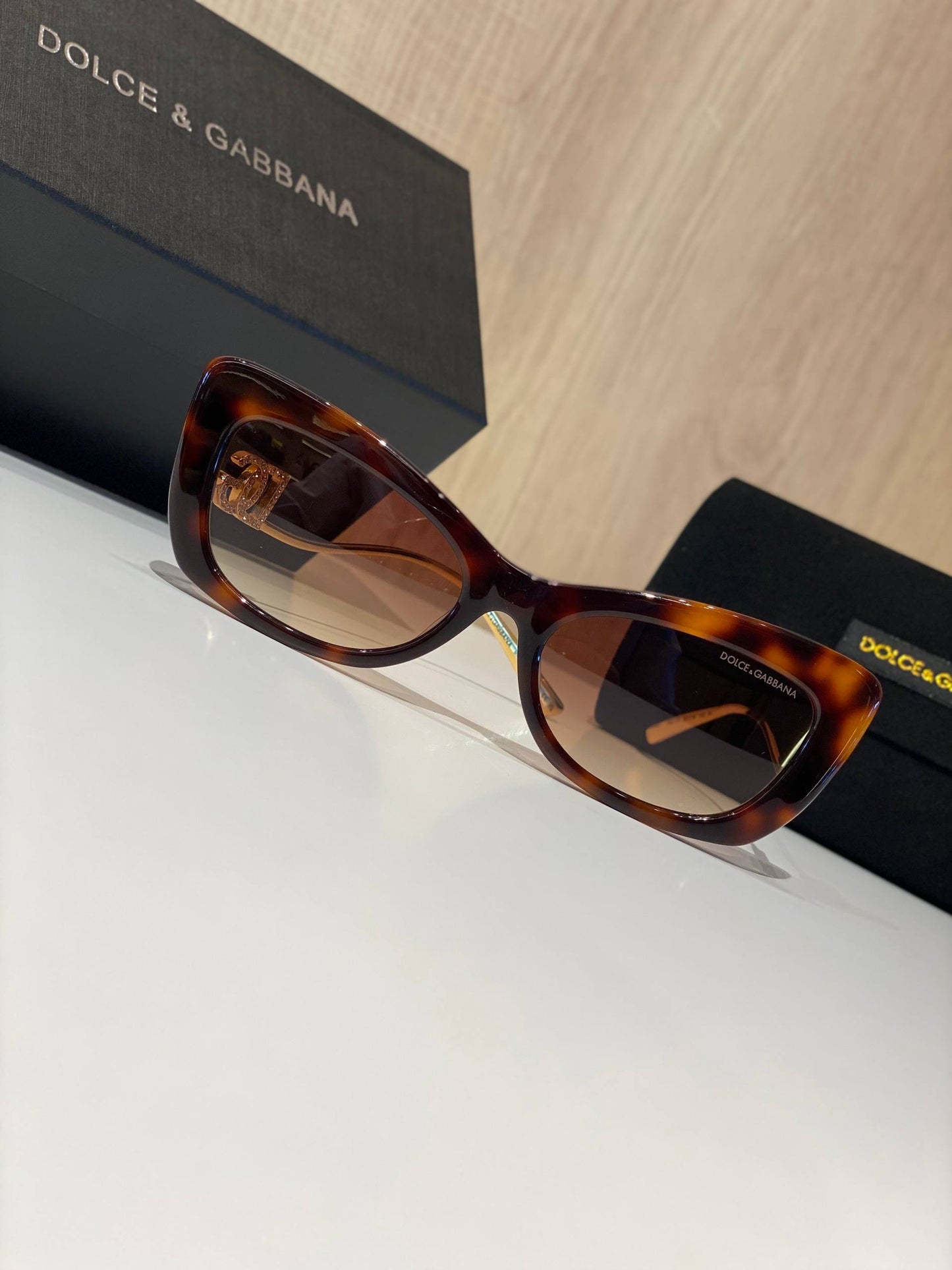 DOLCE & GABBANA