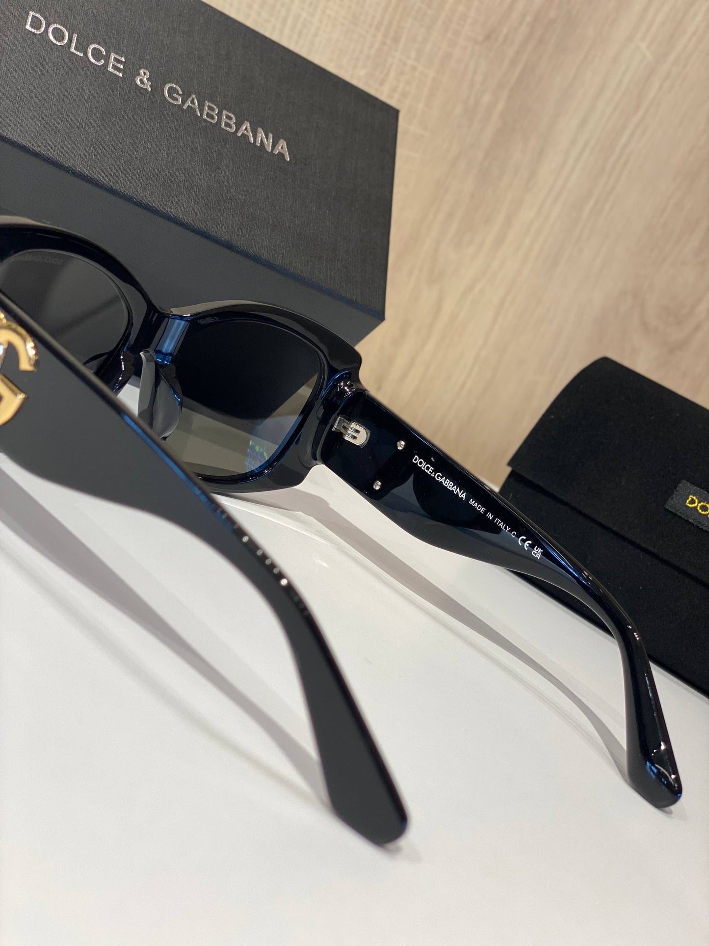 DOLCE & GABBANA