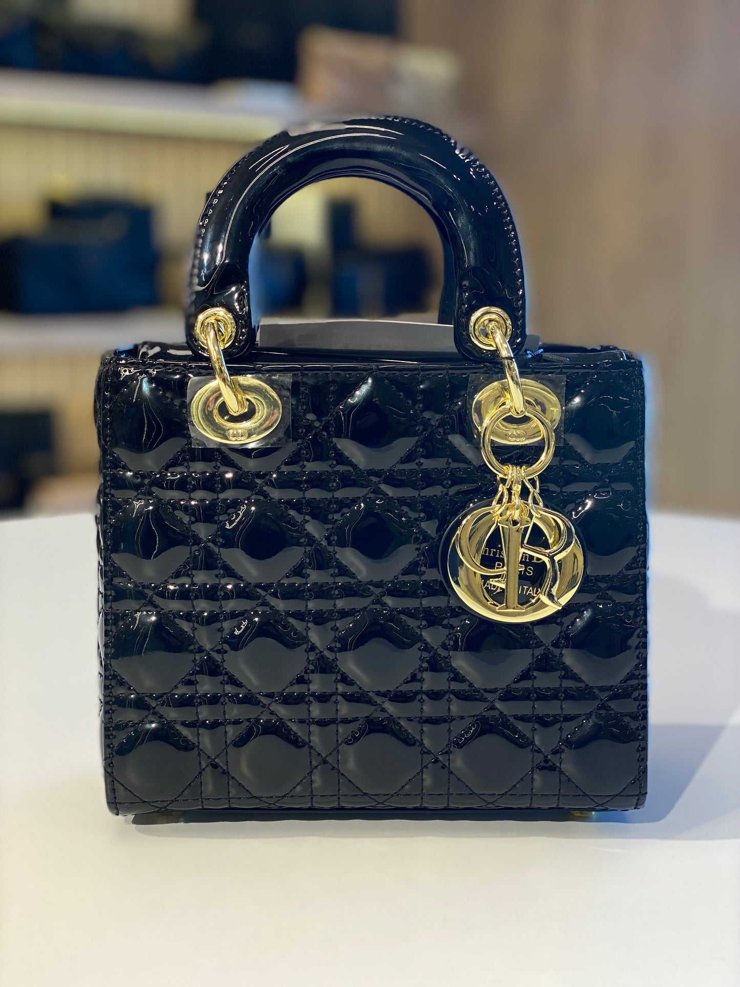 Dior