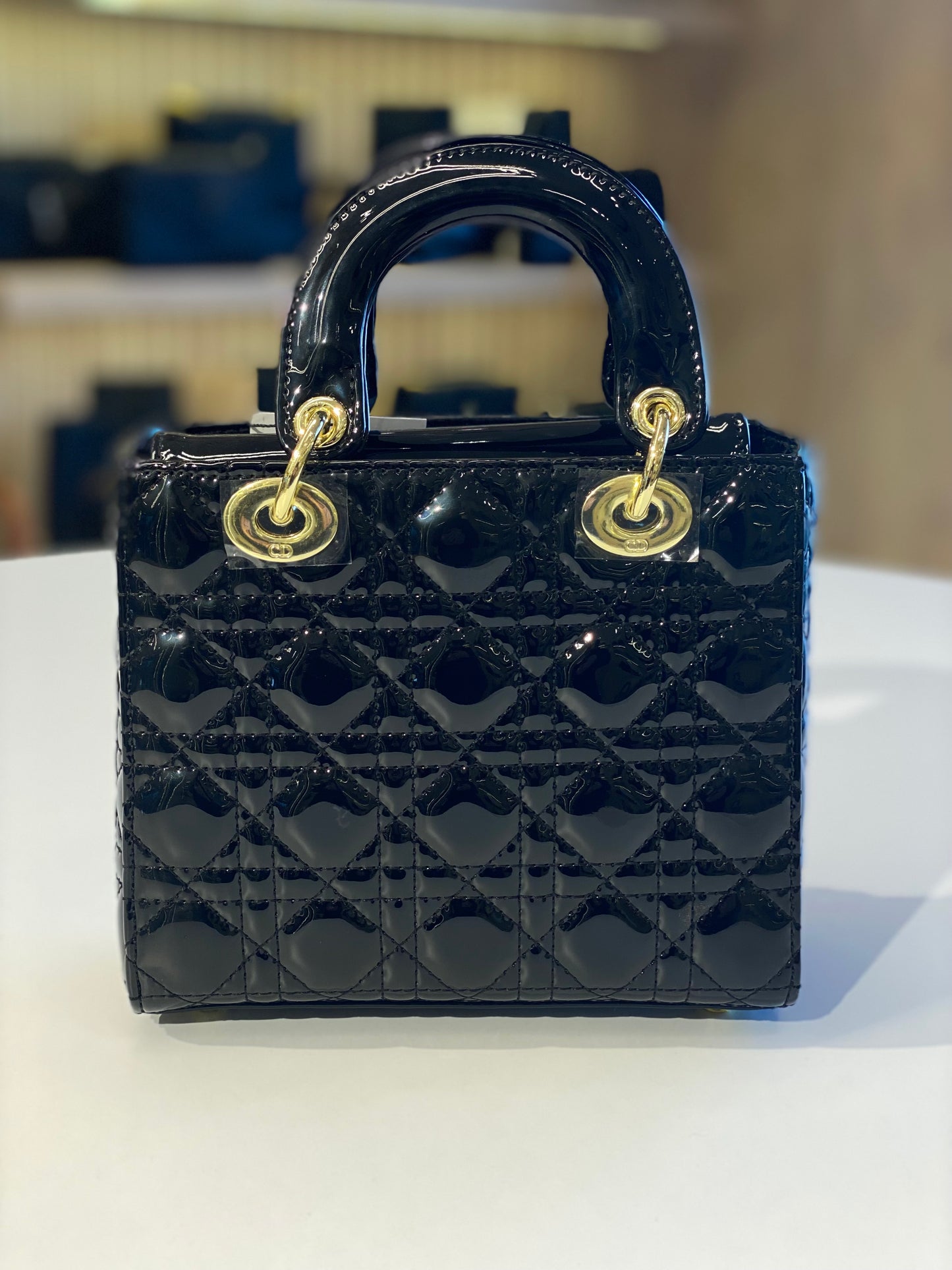 Dior