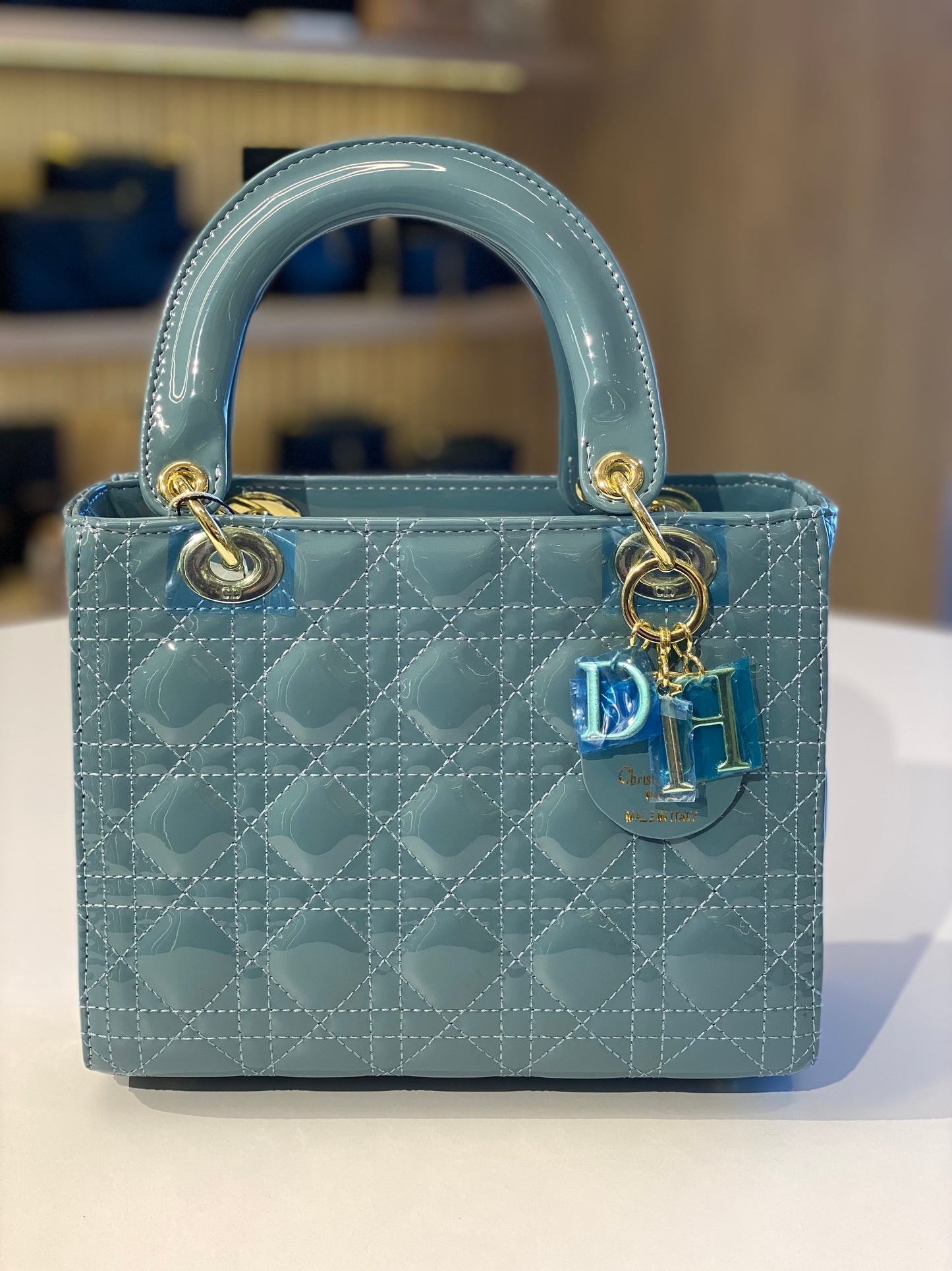 Dior