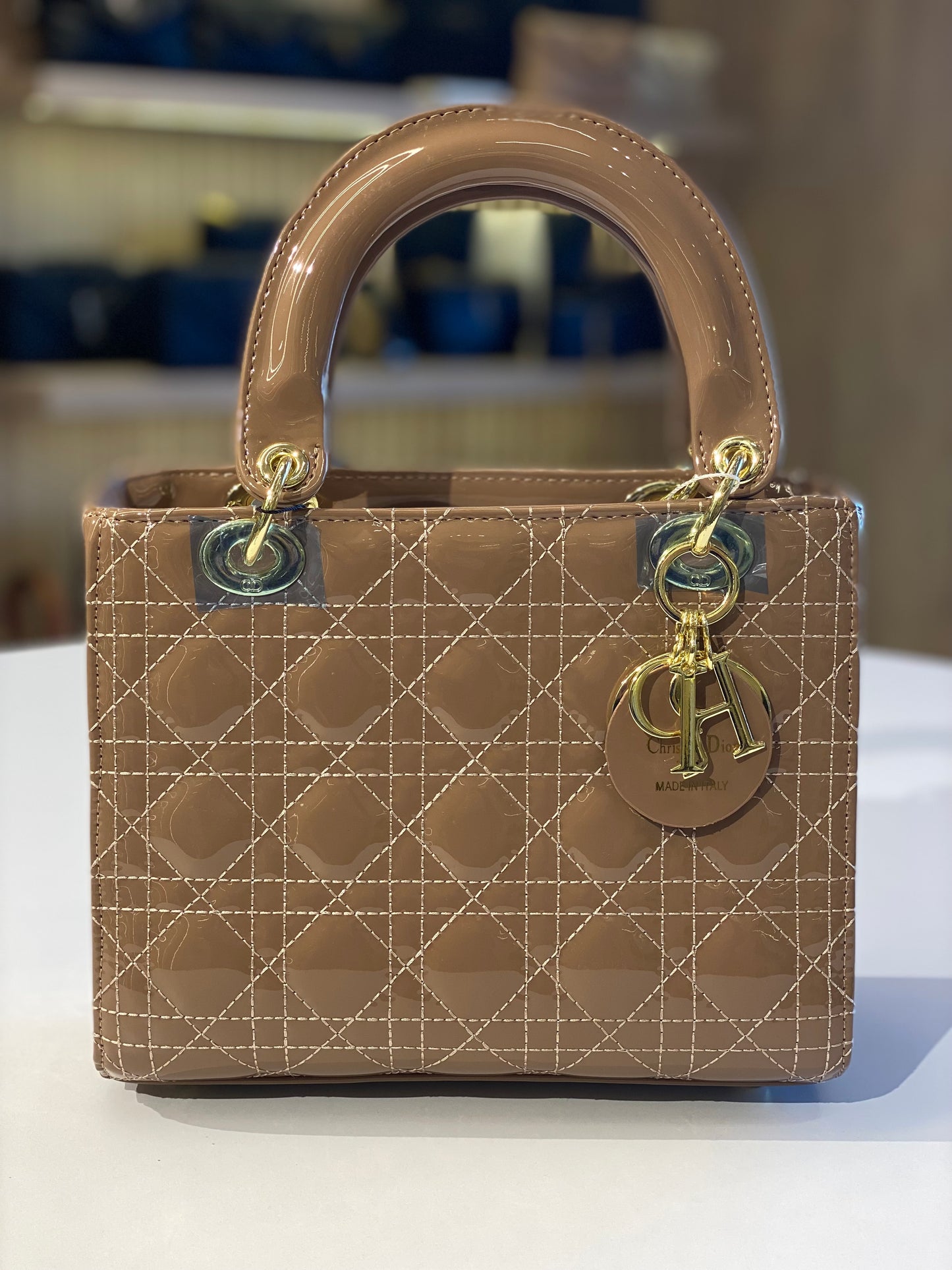 Dior