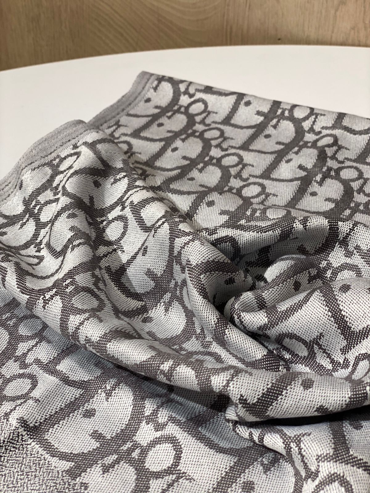 Dior scarf