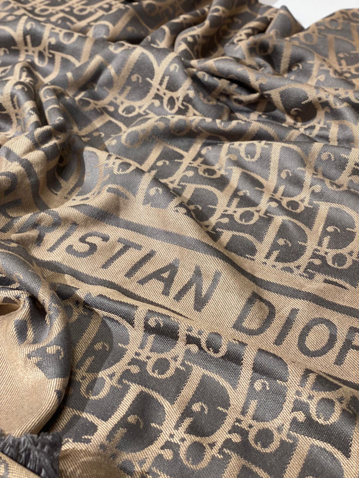 Dior scarf