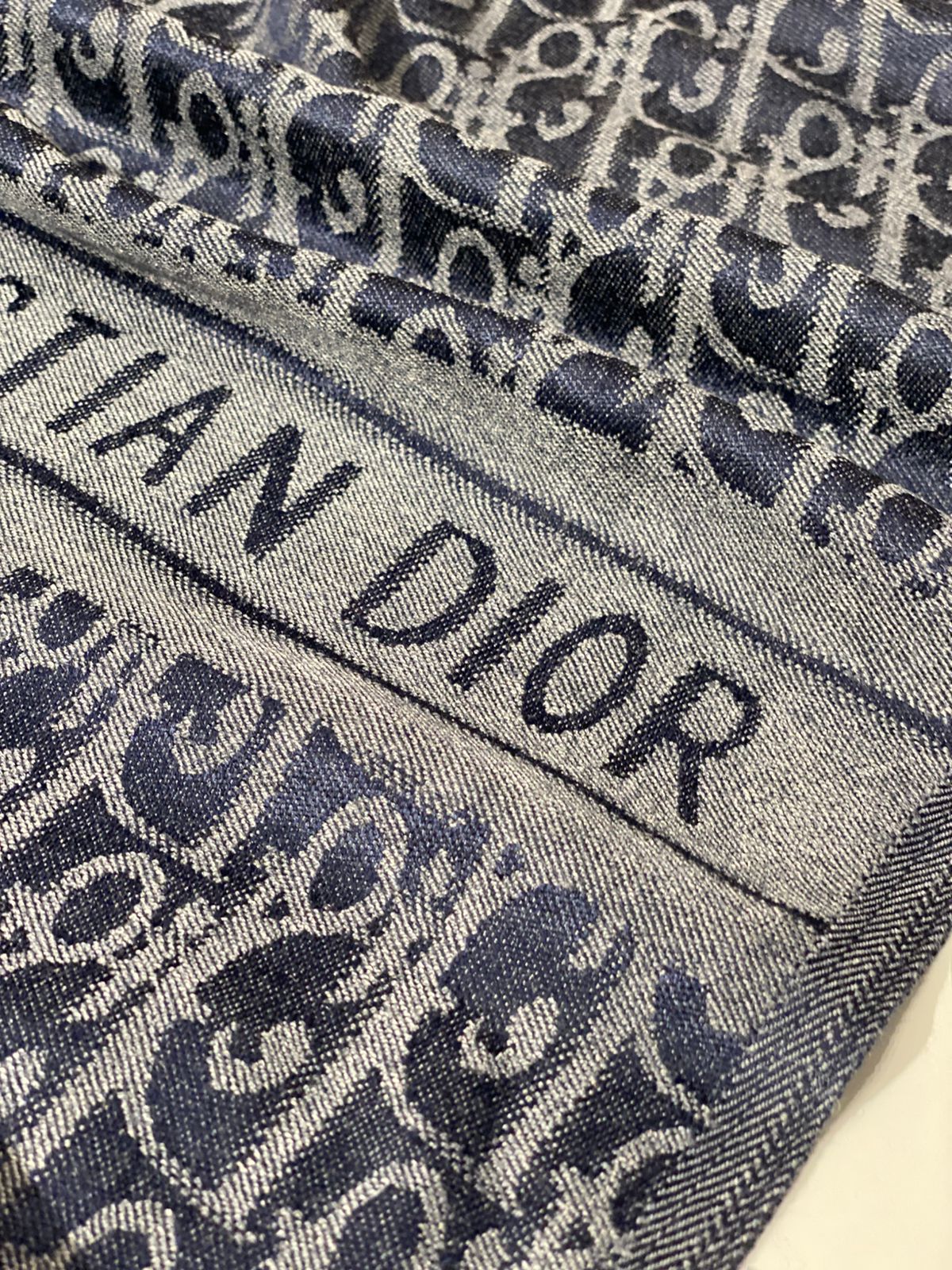 Dior scarf