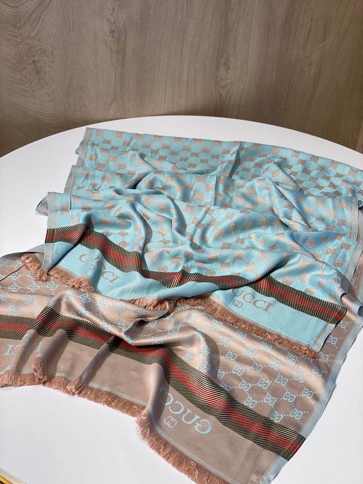 Gucci scarf