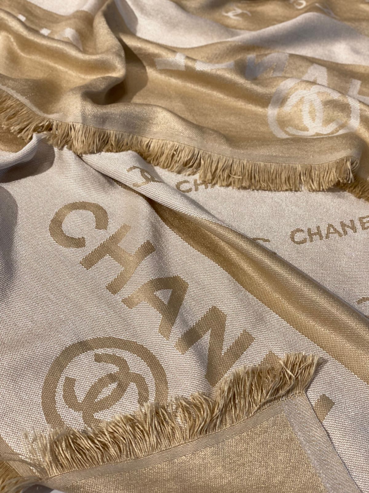 Chanel sacrf