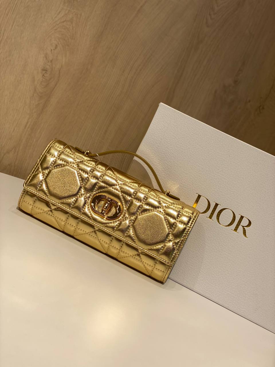 Dior