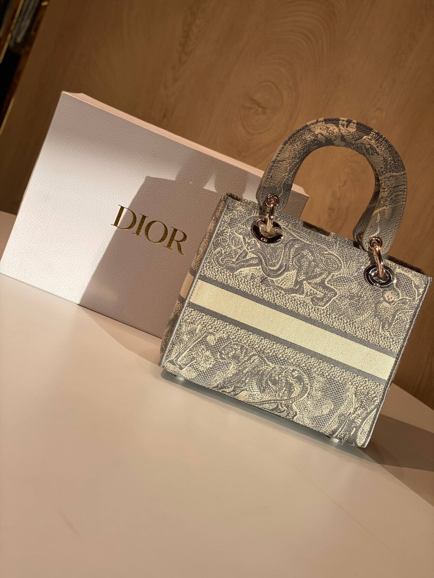 Dior