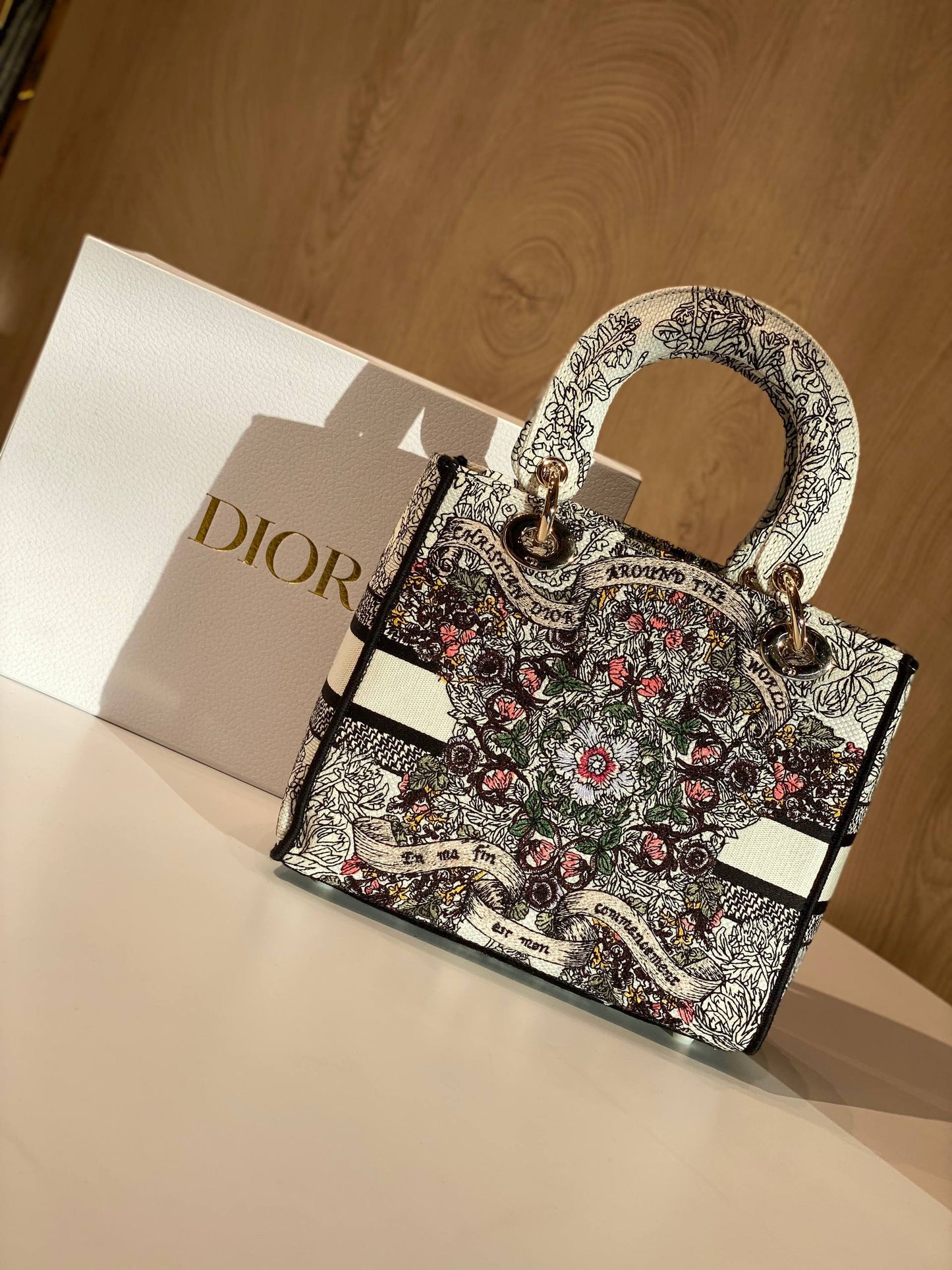 Dior