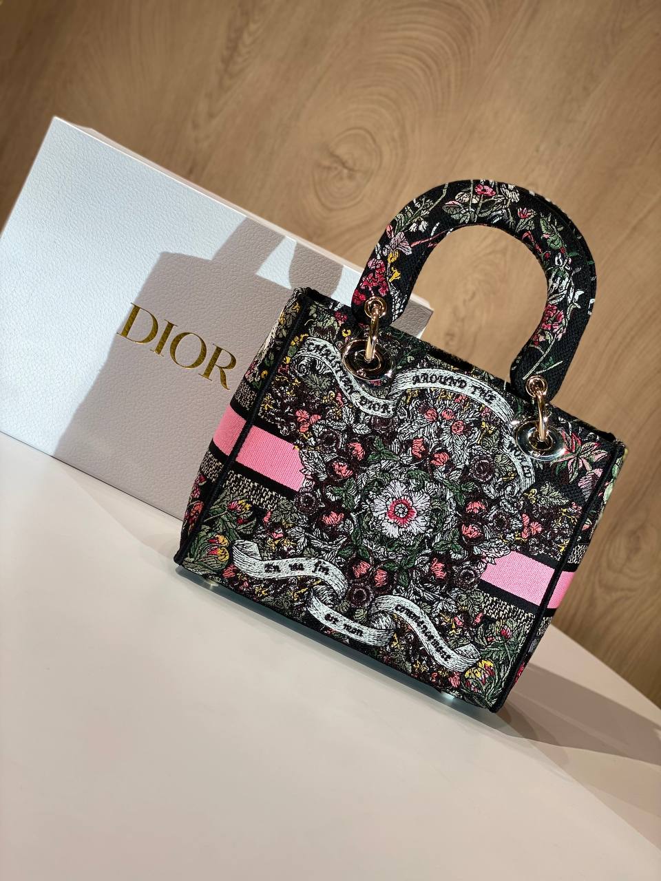 Dior