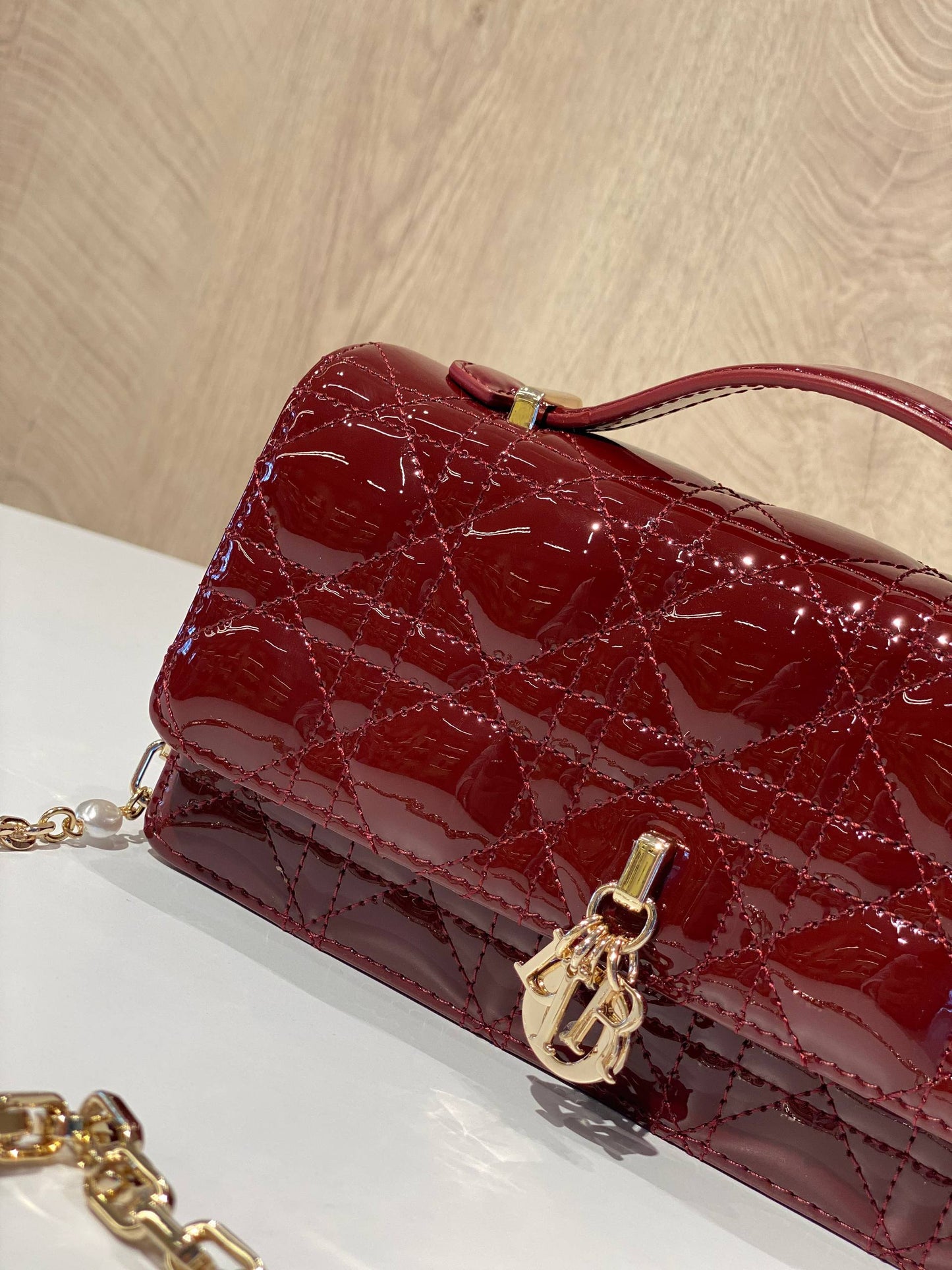 Dior