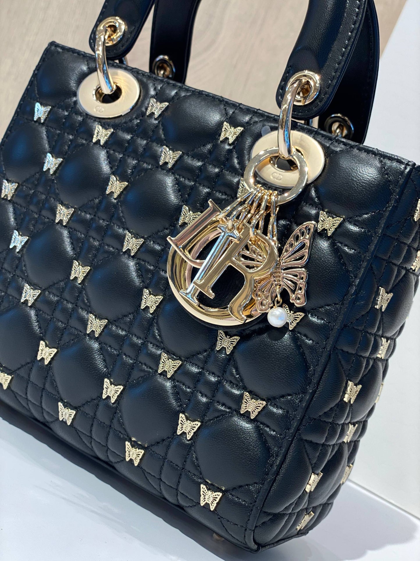 Dior