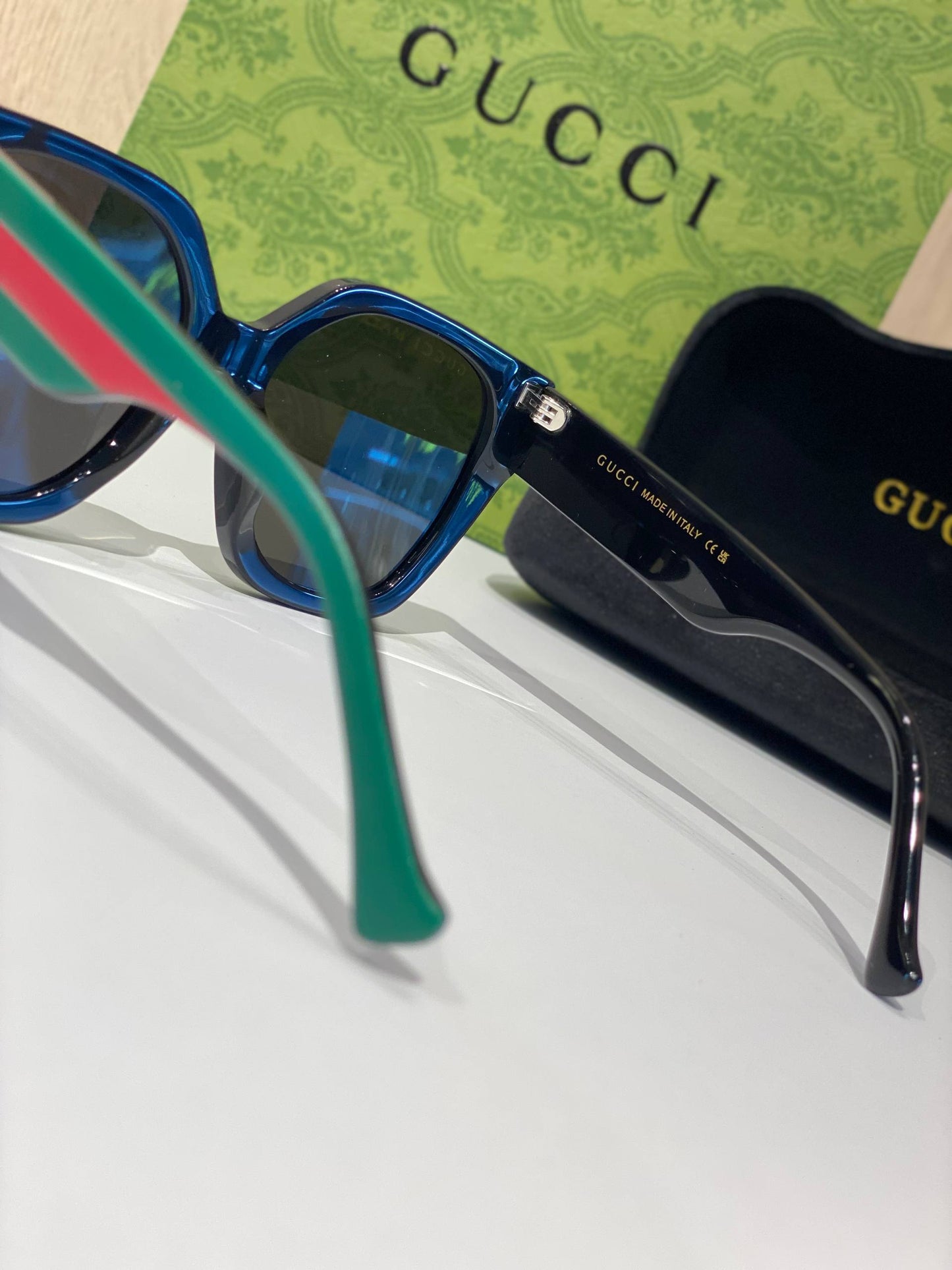 Gucci