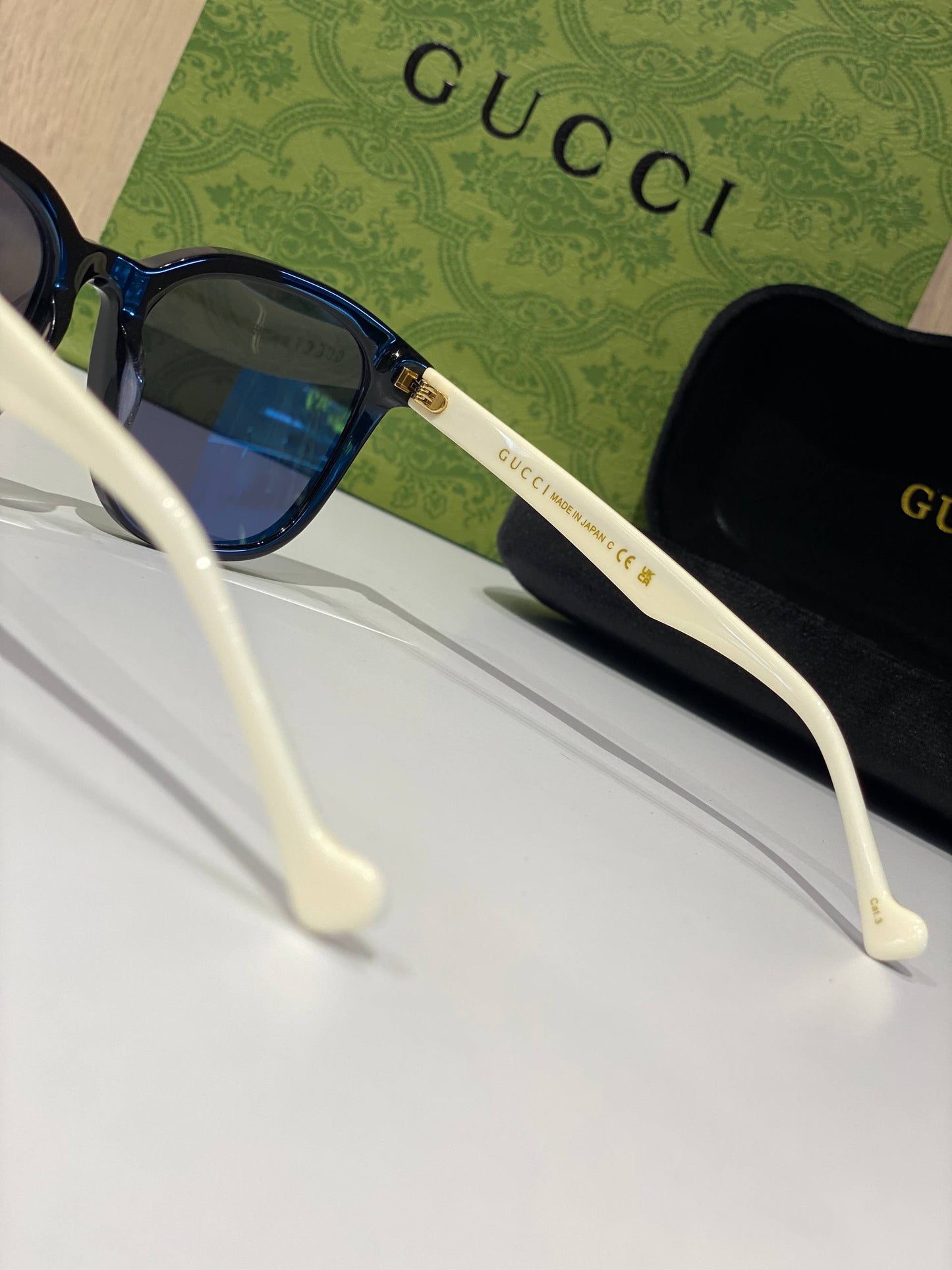Gucci