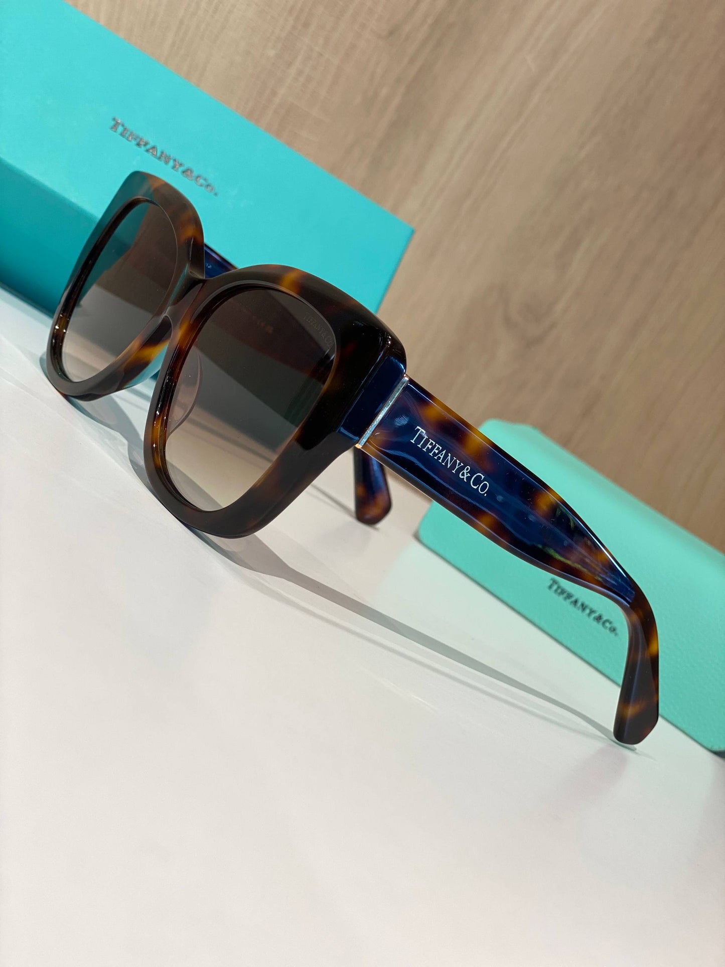 Tiffany & co.