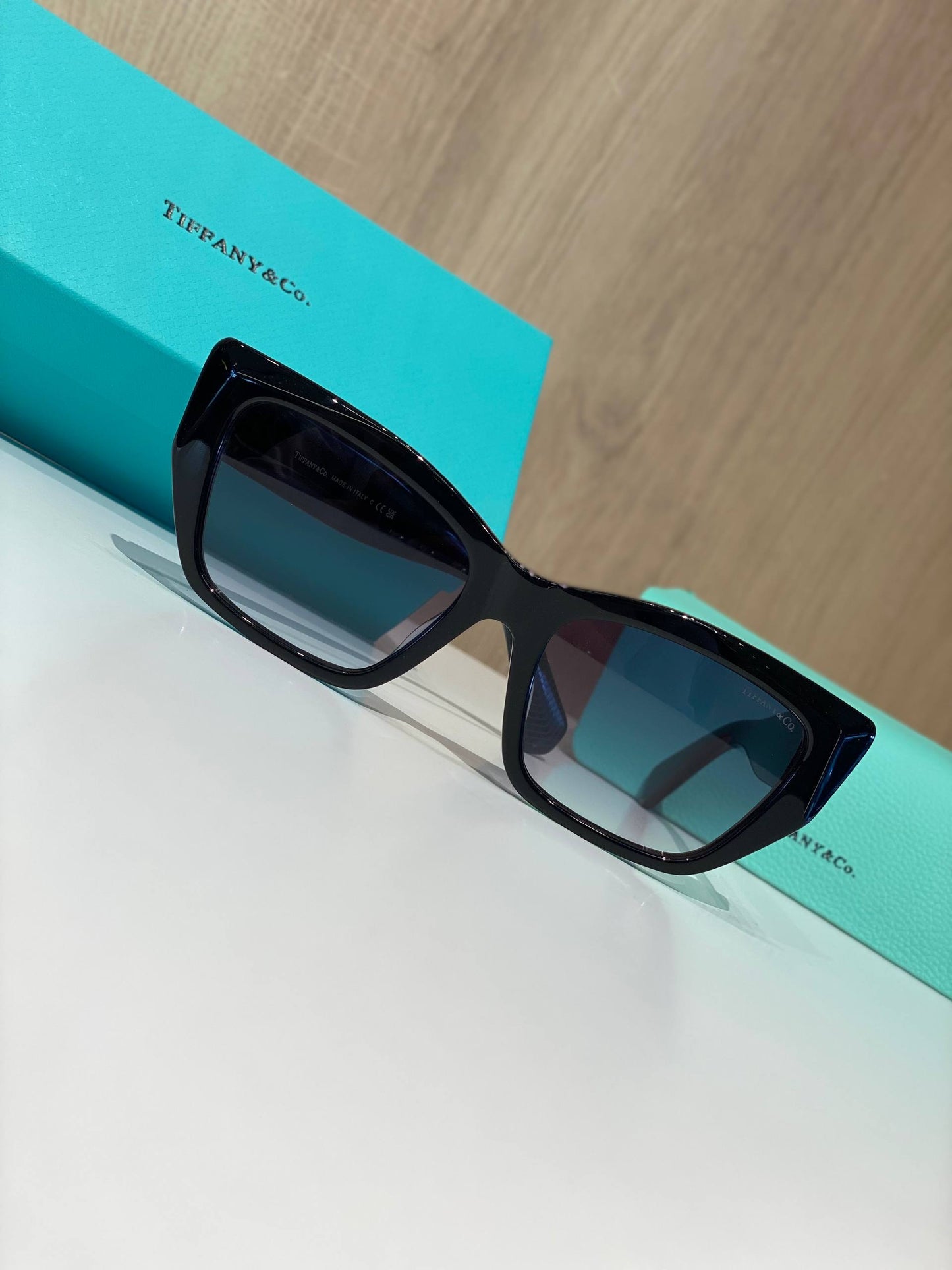 Tiffany & co.