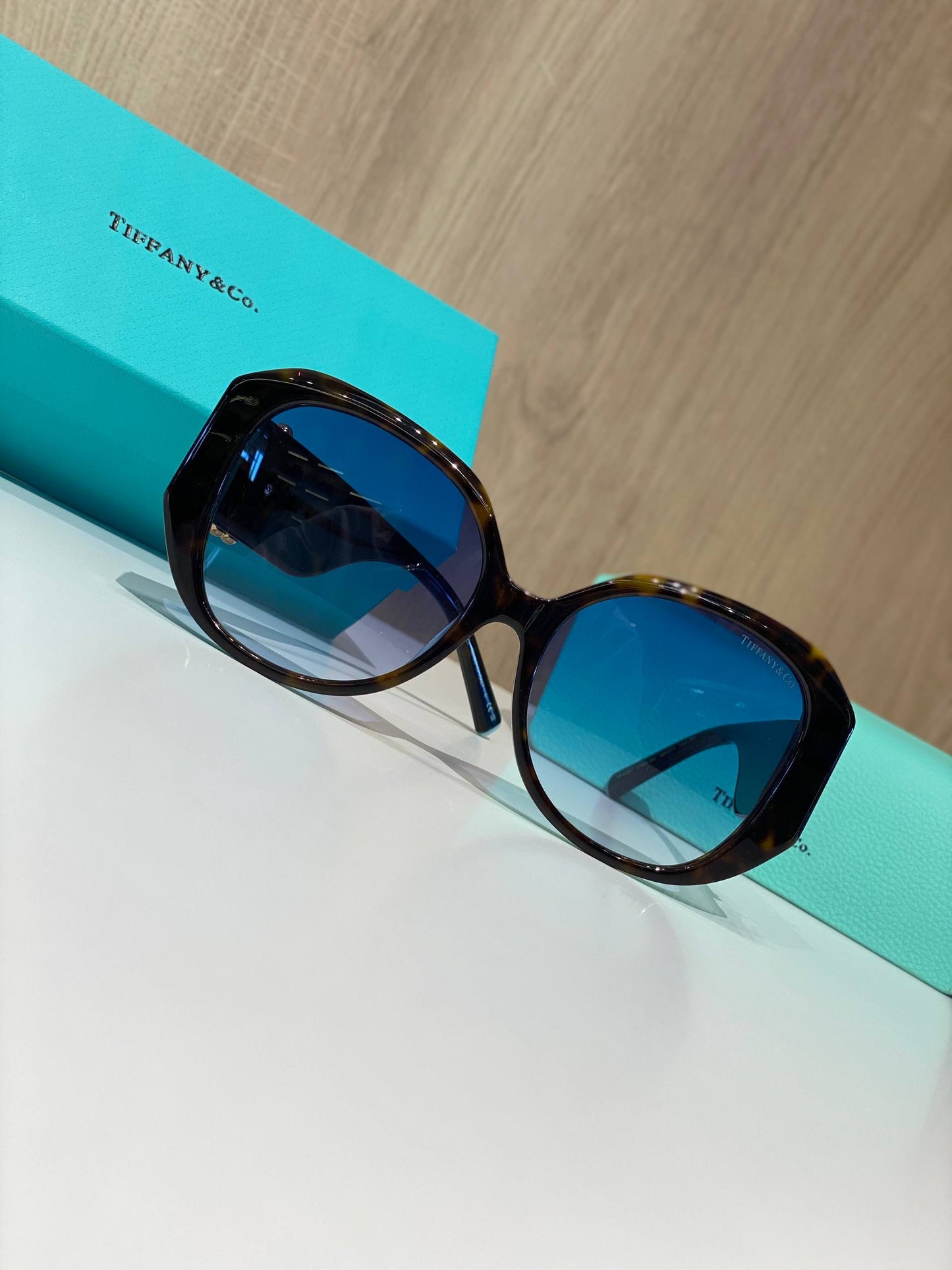 Tiffany & co.