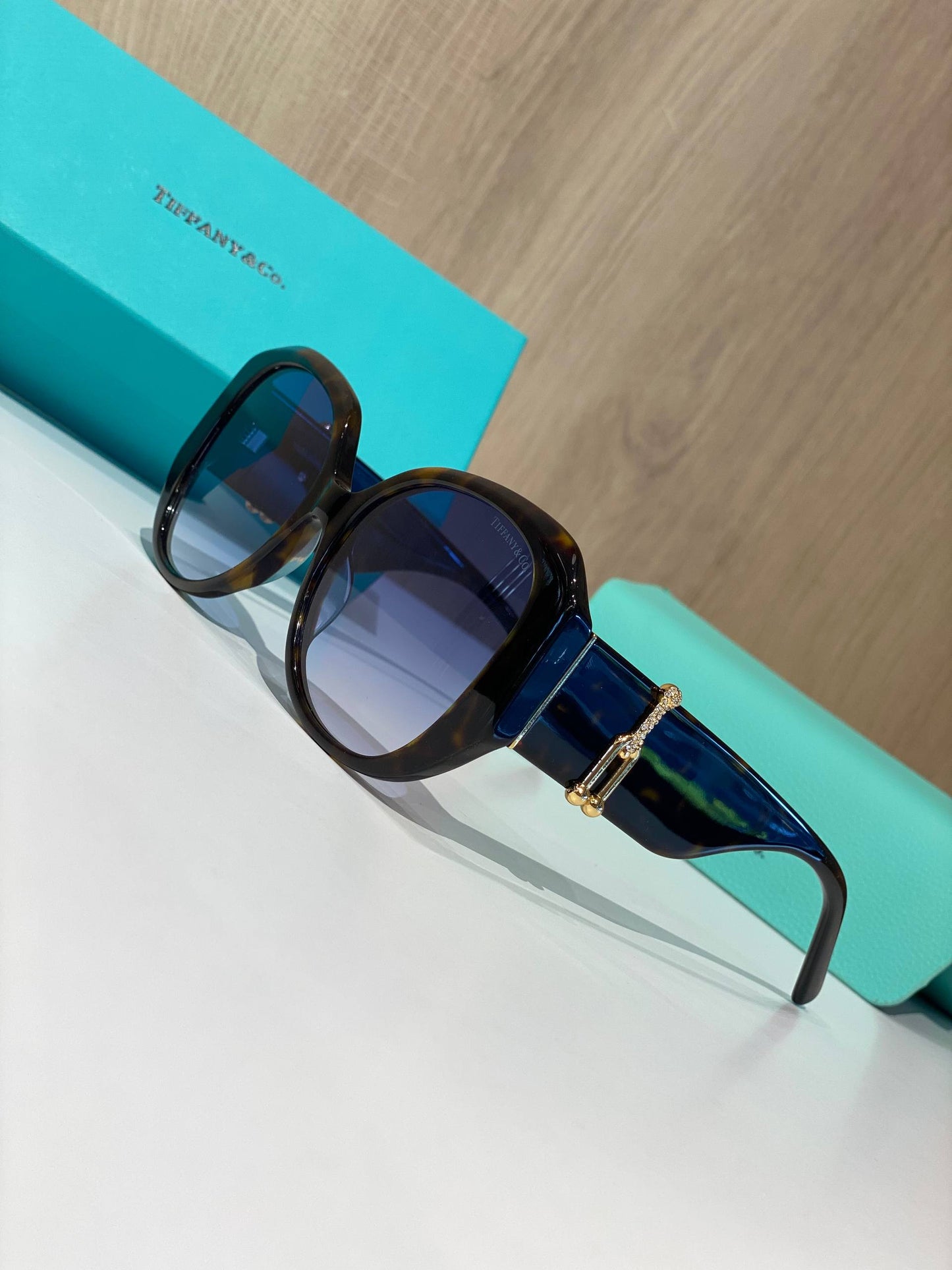 Tiffany & co.