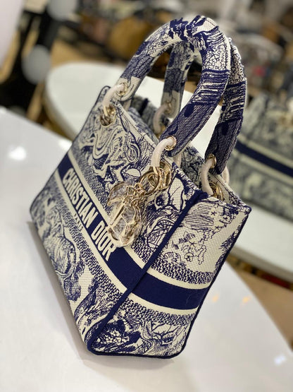 Dior