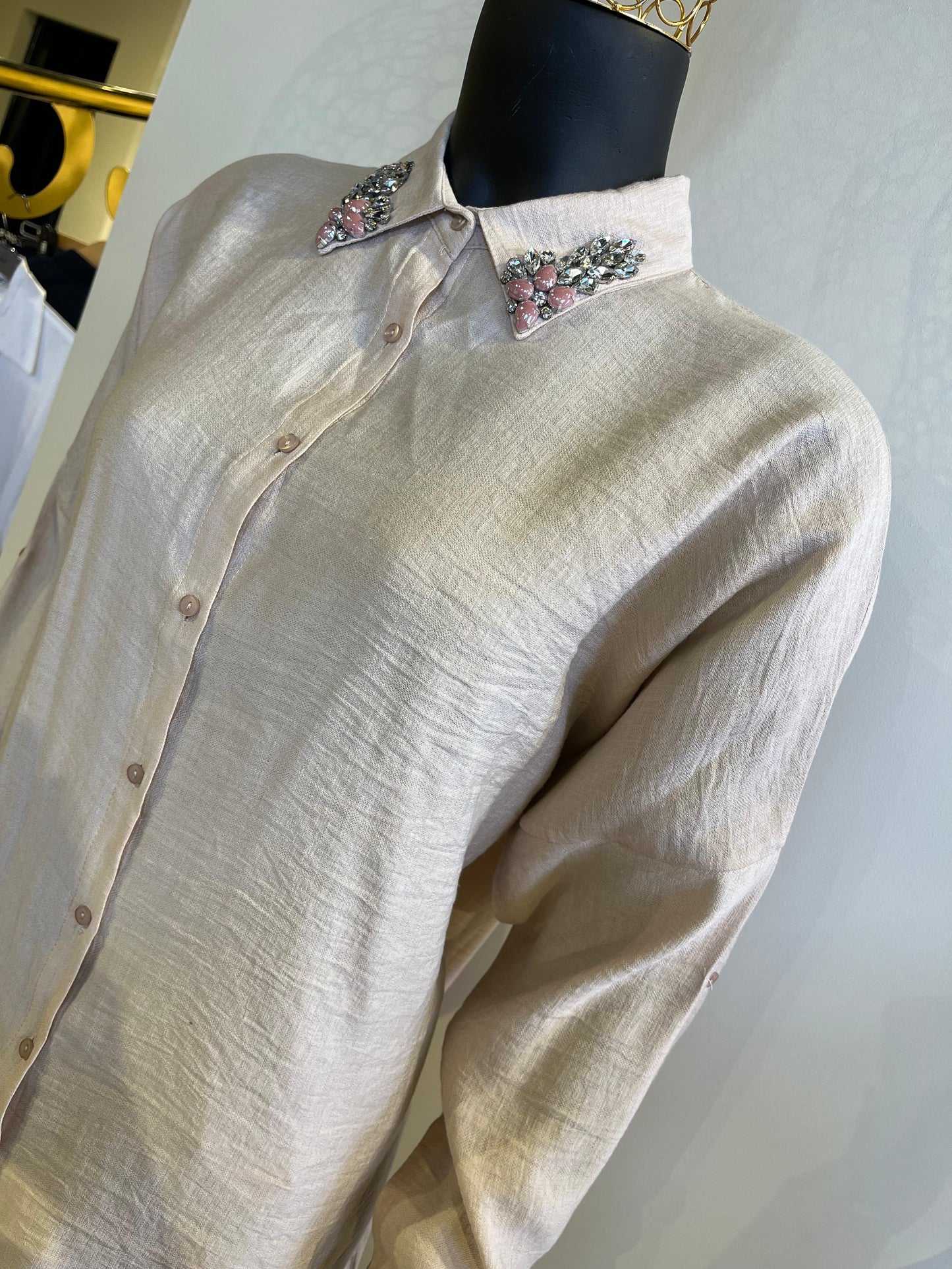 Chemise