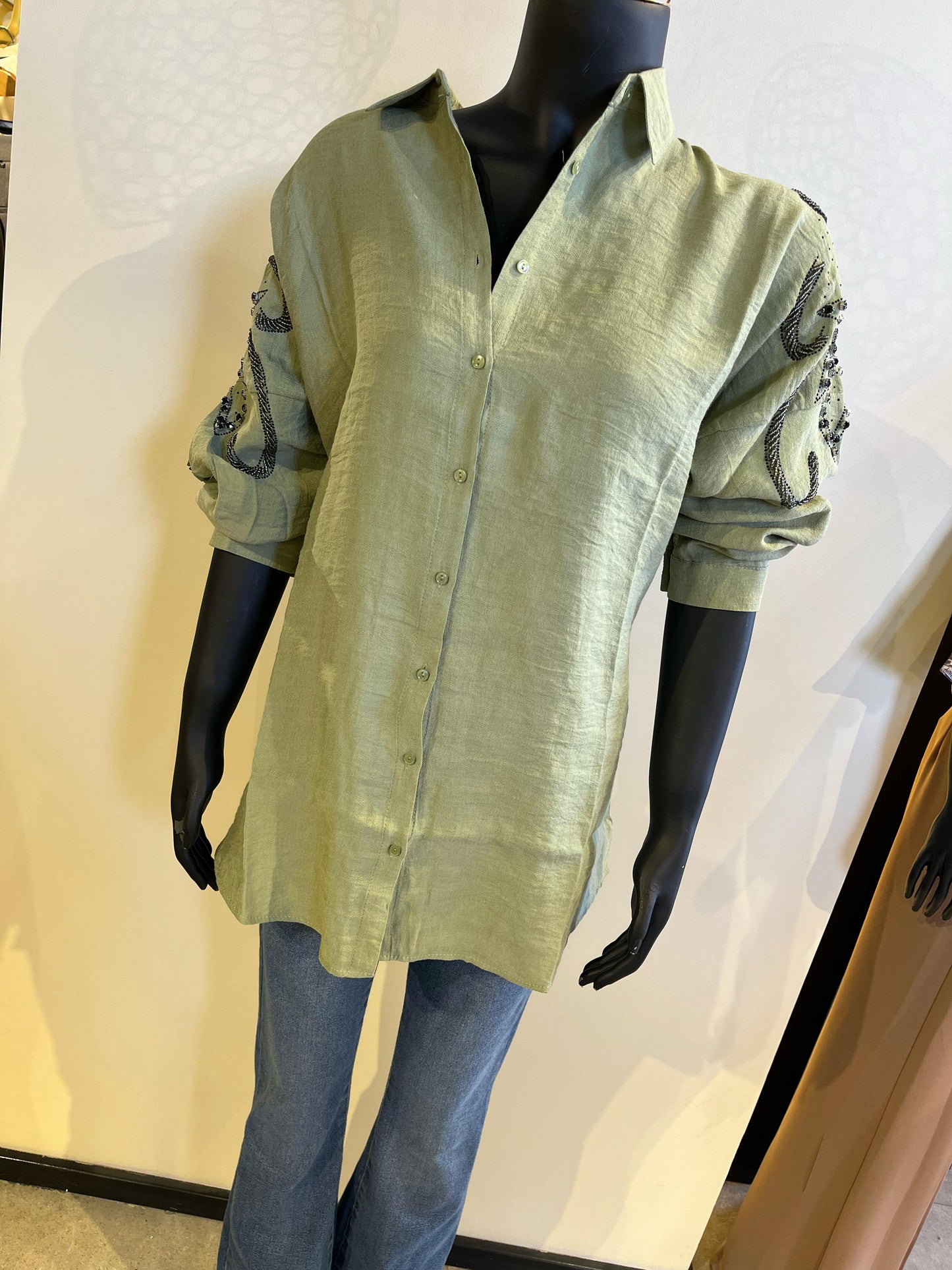 Chemise