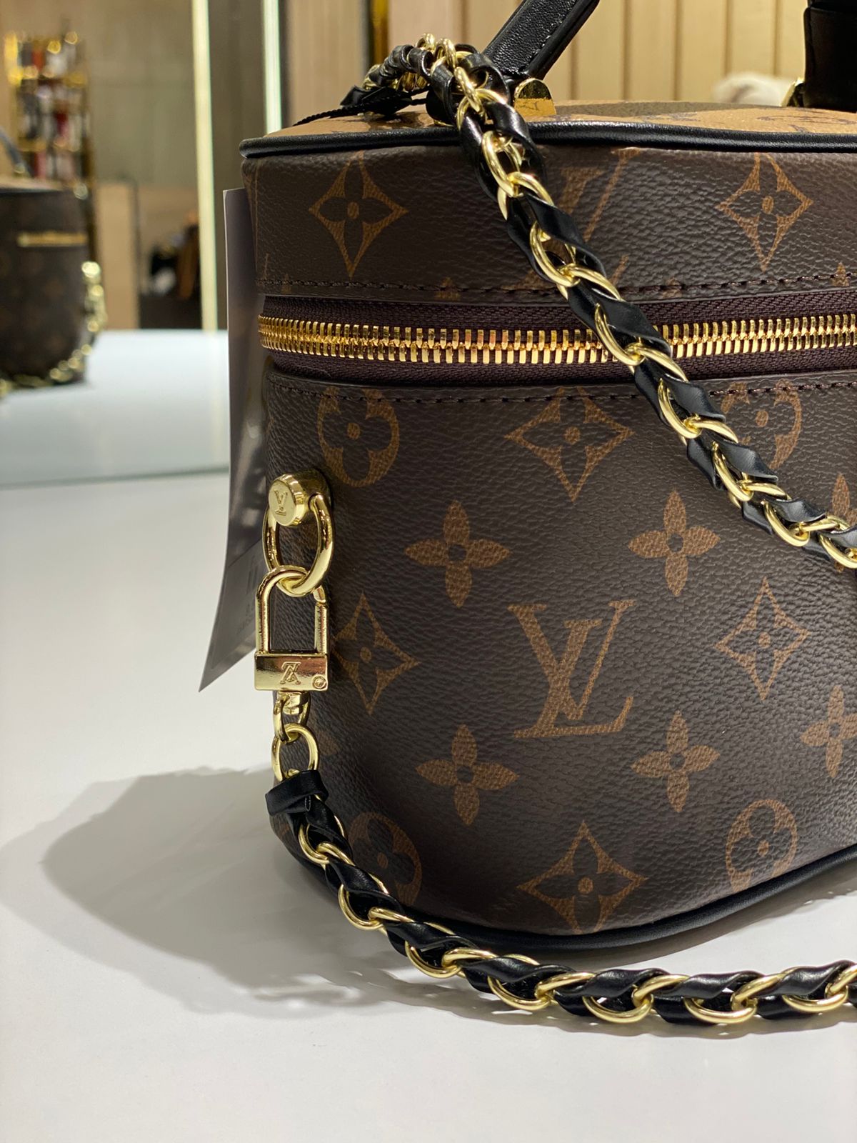 LV