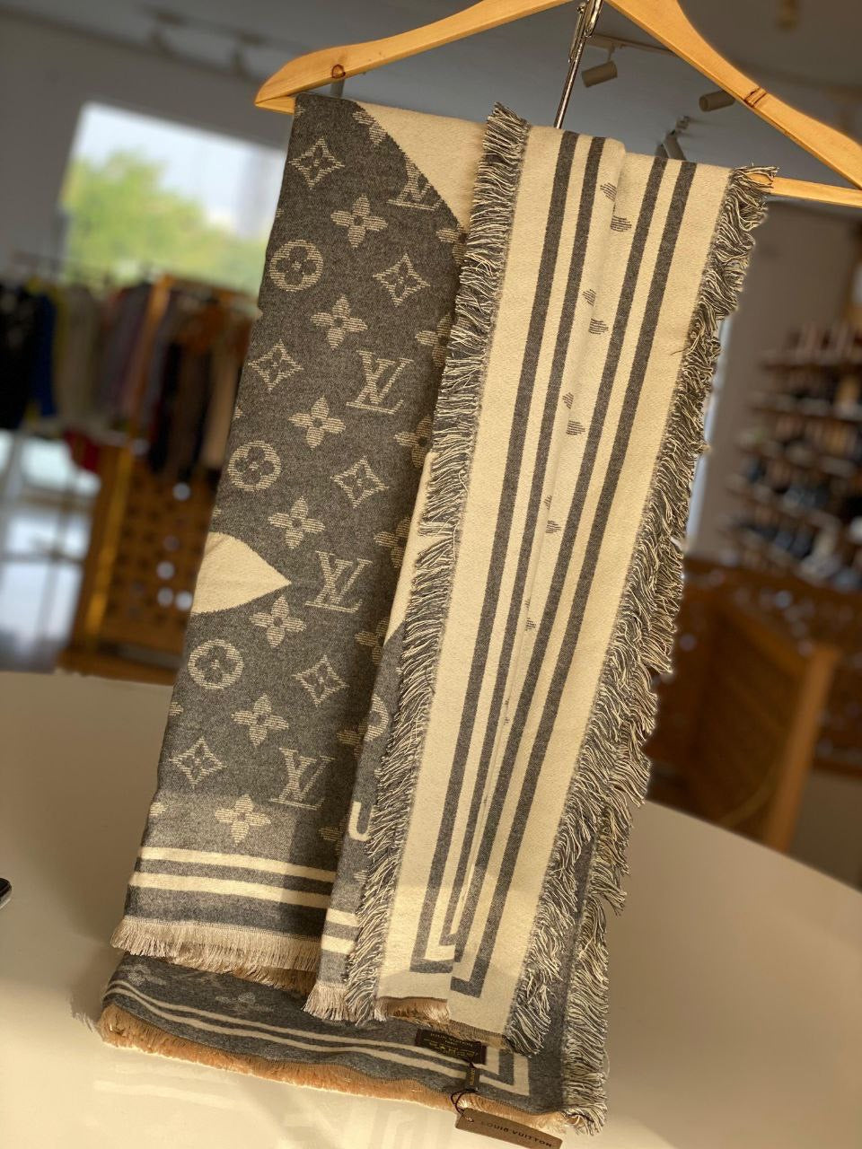 SCARF LV