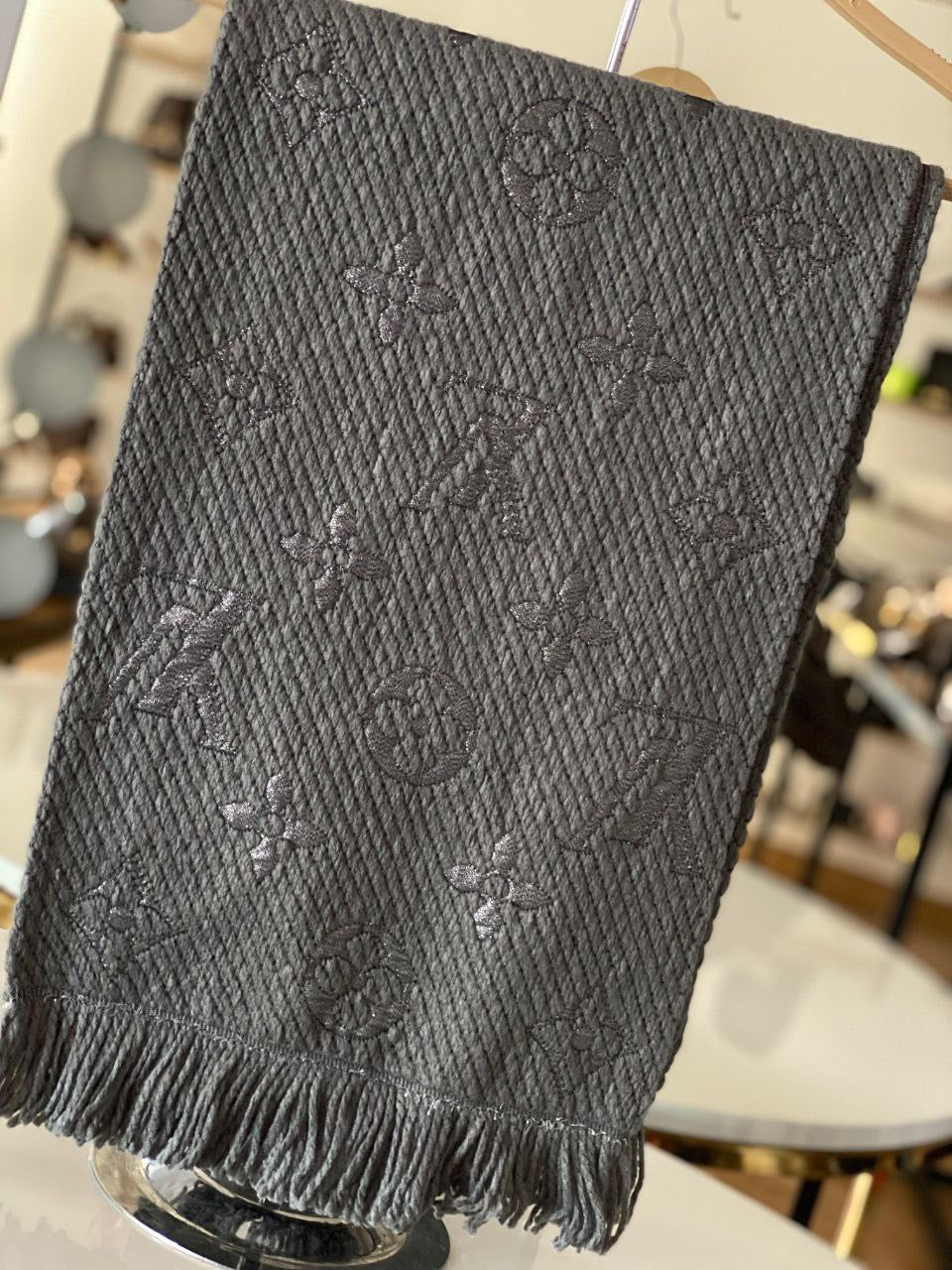 SCARF LV