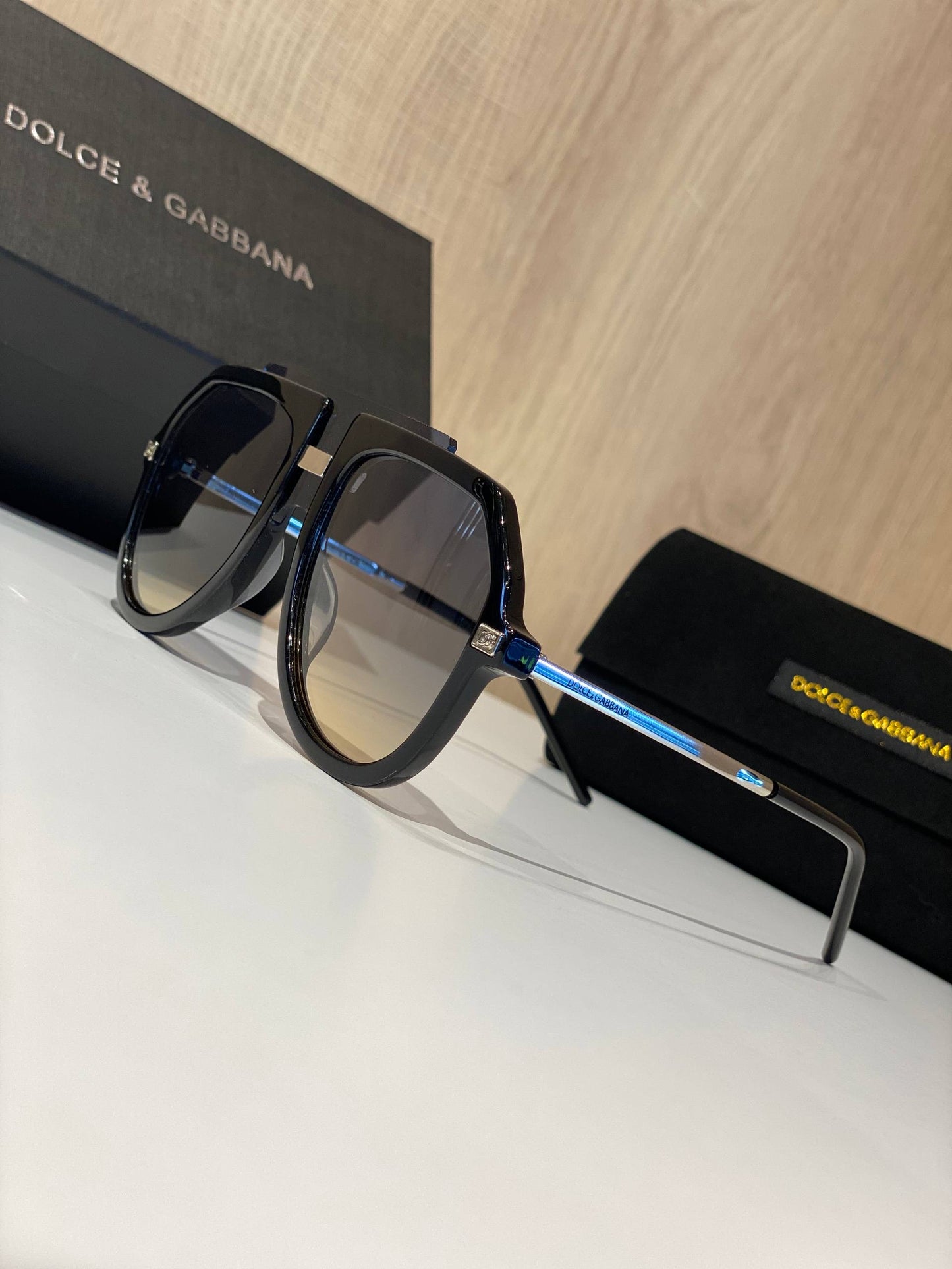 DOLCE & GABBANA