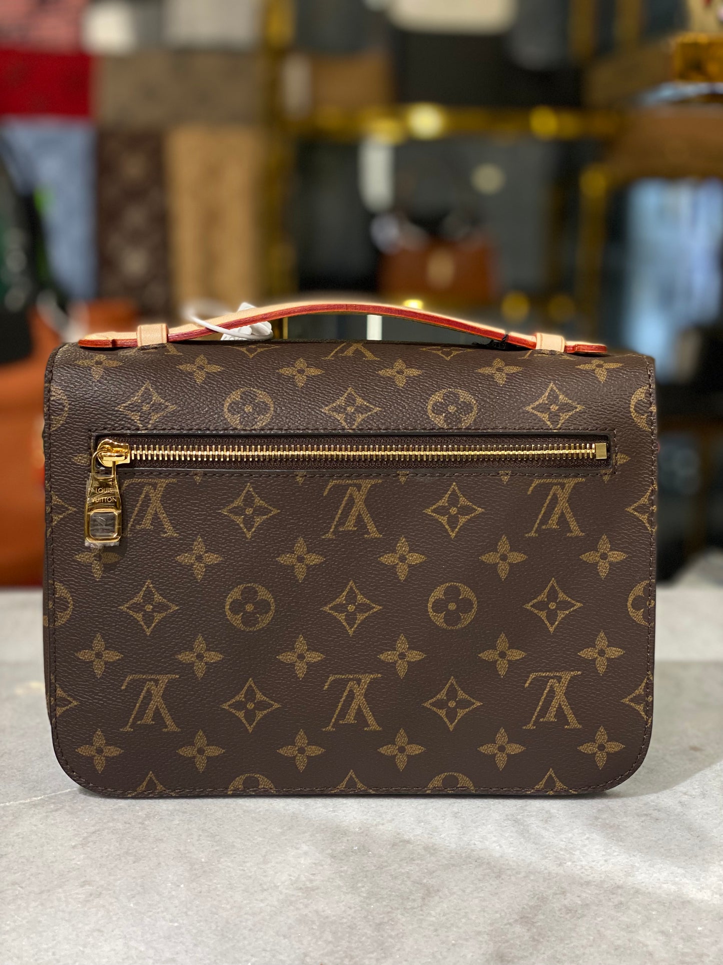 LV