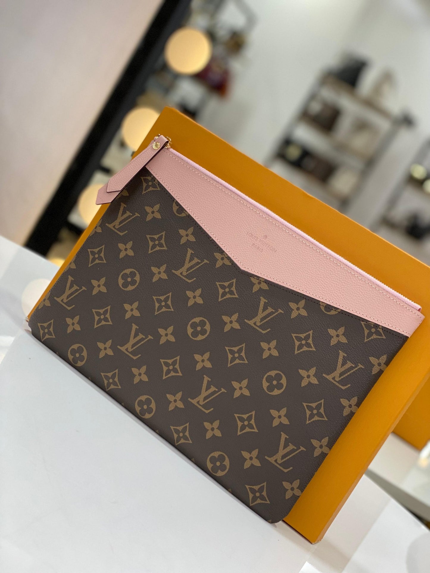 LV