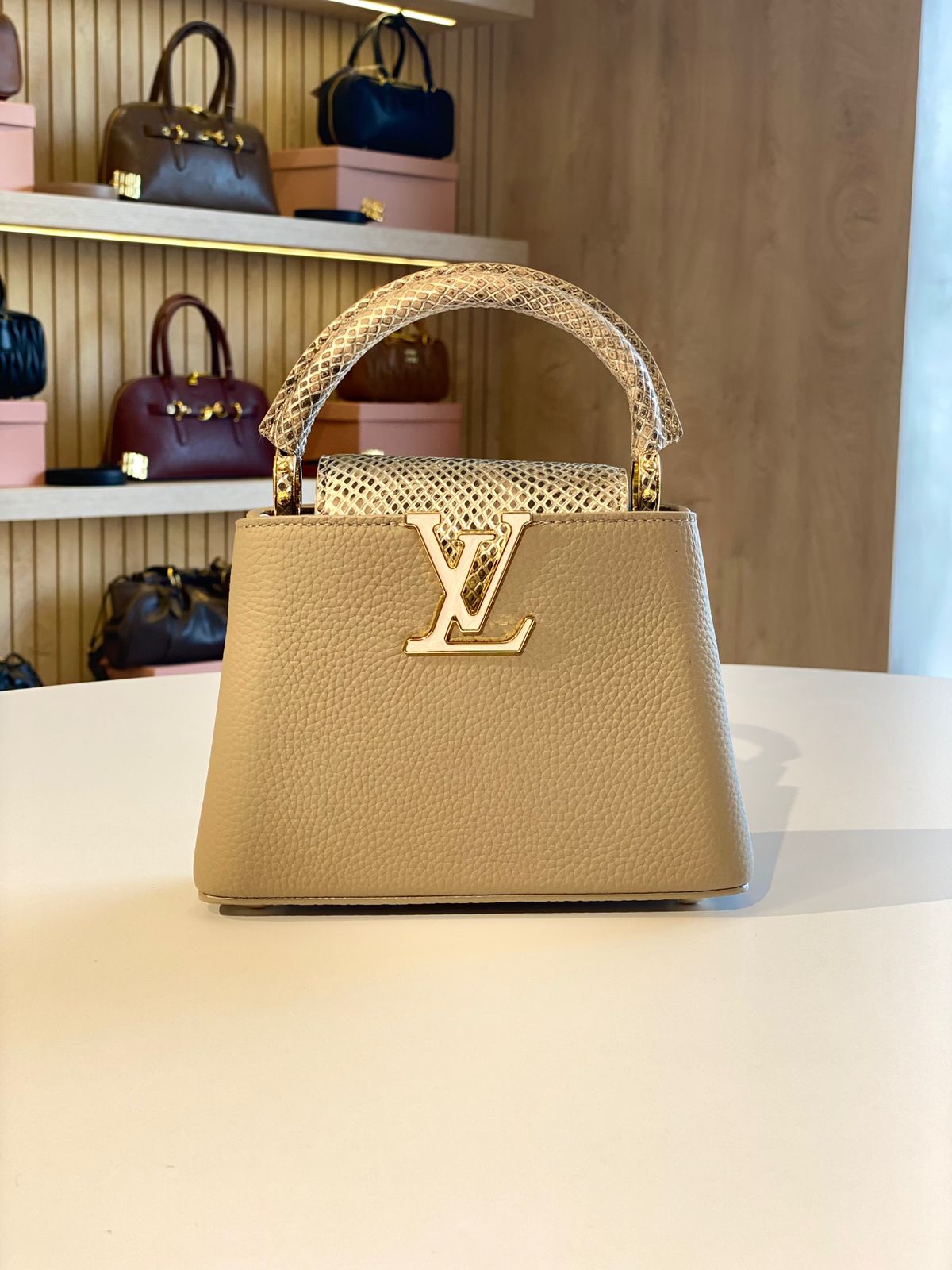 LV