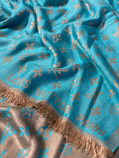 LV scarf