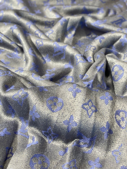 LV scarf