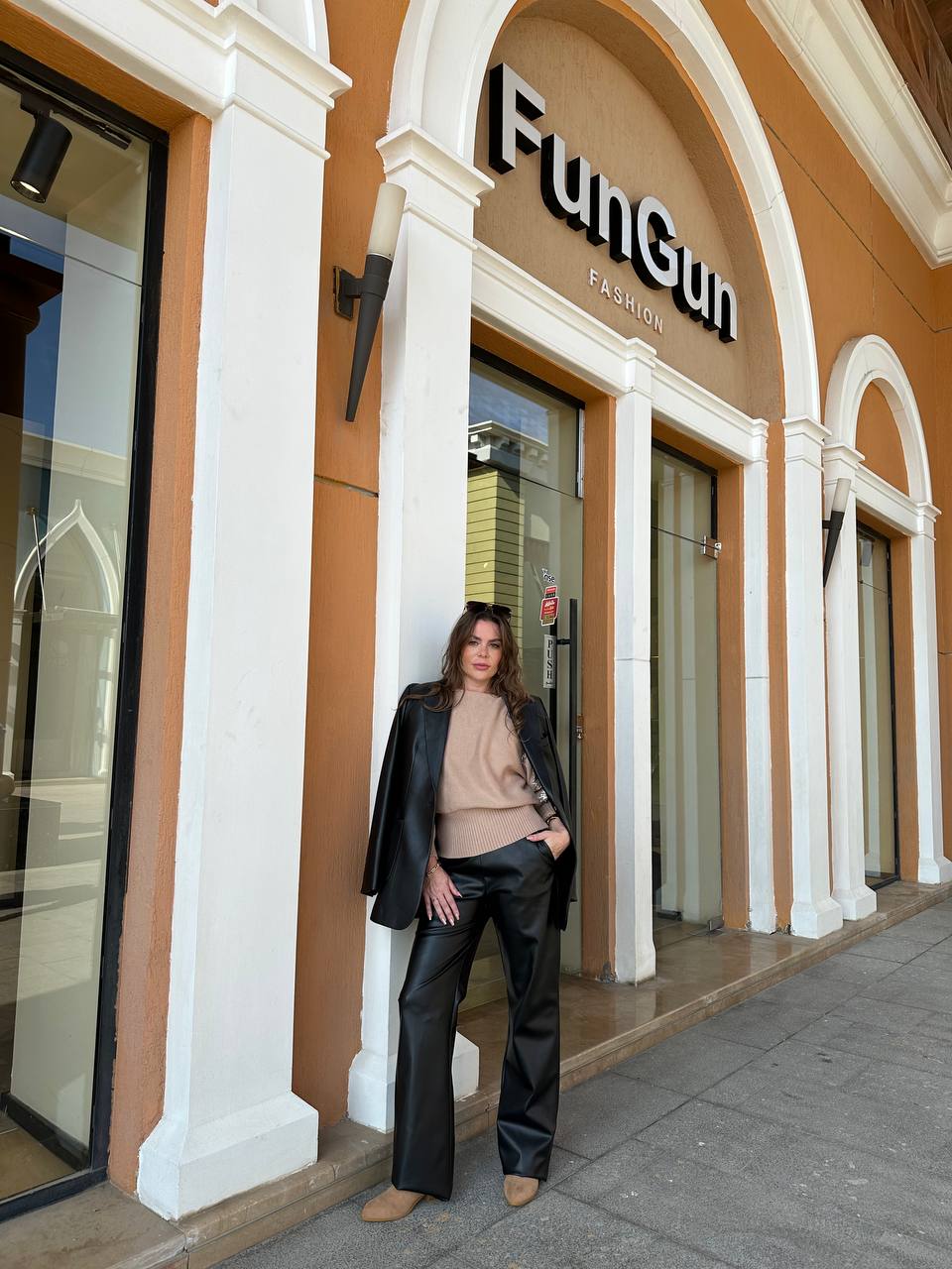 Selected Variant Image