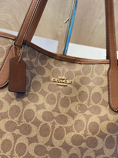 Coach