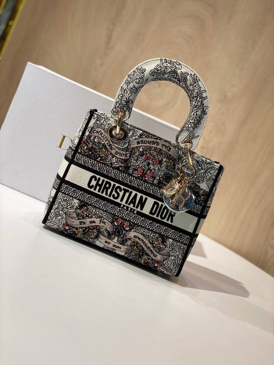 Dior