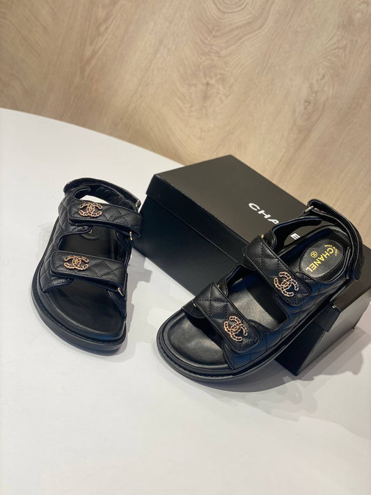 Slipper chanel