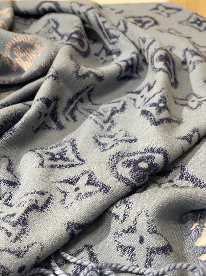 LV Scarf