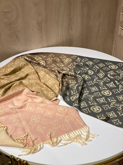LV Scarf