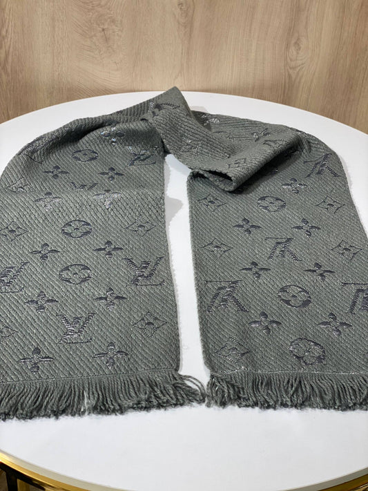 LV Scarf