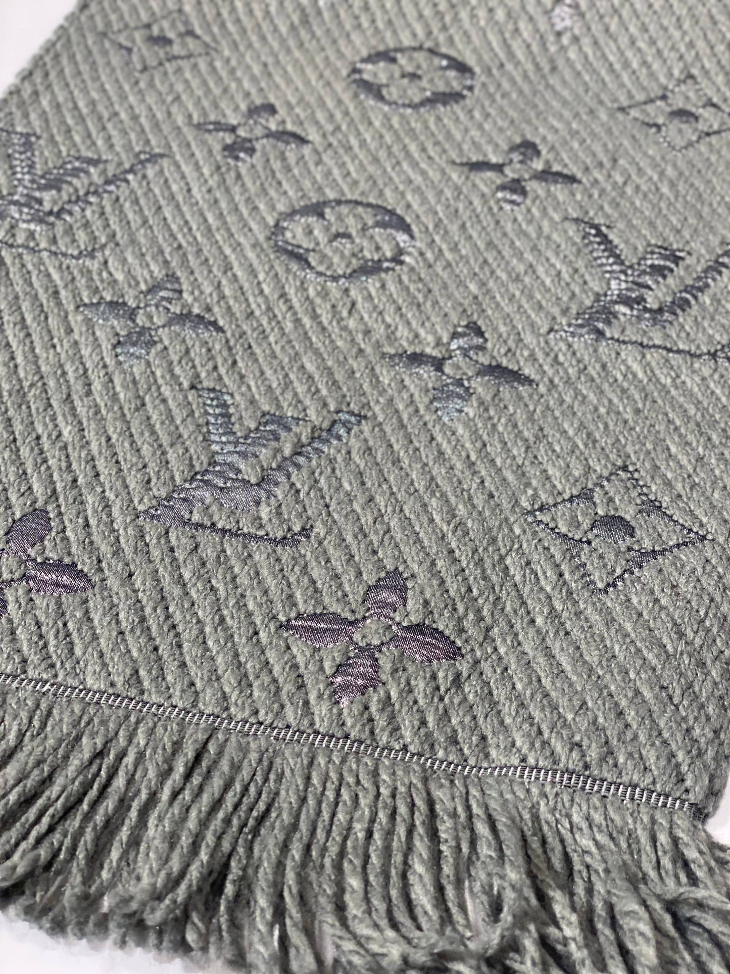 LV Scarf