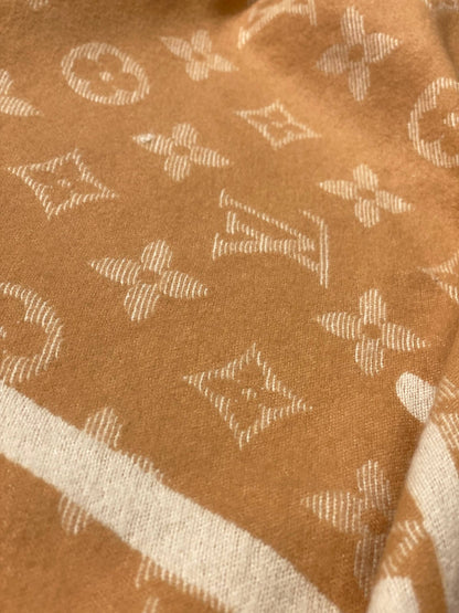 LV Scarf